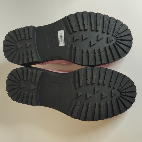 Torrid Women's Size 6.5WW Pink PU Lug Sole Mary Jane Flats Extra Wide - Picture 7 of 9